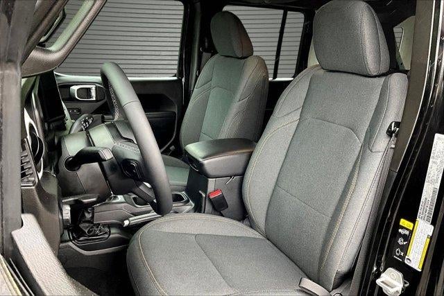 2025 Jeep Wrangler 4-Door Summit 4x4