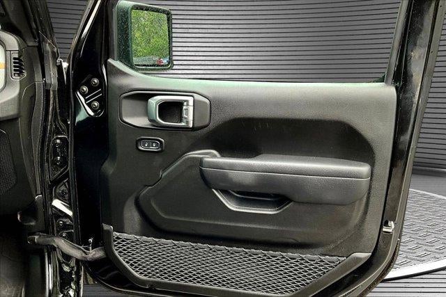 2025 Jeep Wrangler 4-Door Summit 4x4