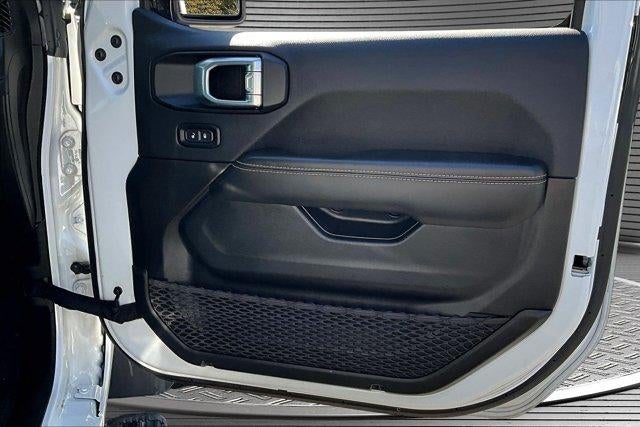 2024 Jeep Wrangler 4-Door Sahara 4x4