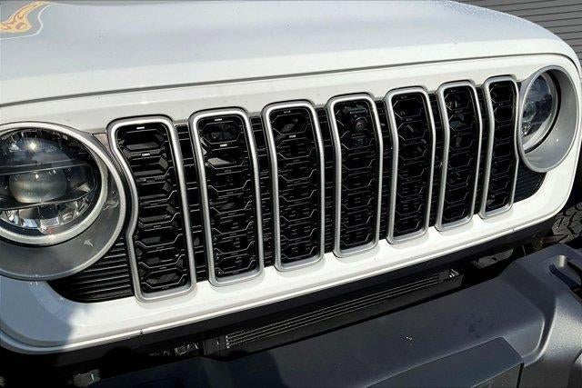 2024 Jeep Wrangler 4-Door Sahara 4x4