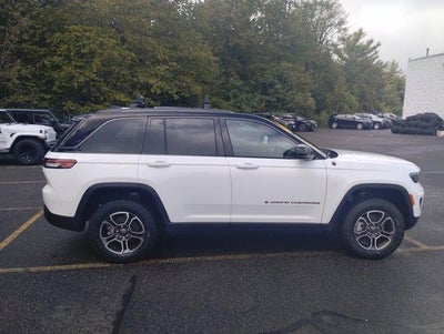 2022 Jeep Grand Cherokee Trailhawk