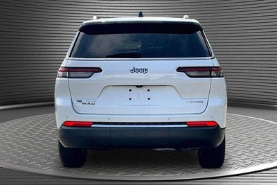 2023 Jeep Grand Cherokee L Laredo 4x4