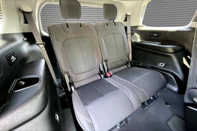 2023 Jeep Grand Cherokee L Laredo 4x4