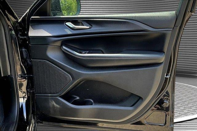 2023 Jeep Grand Cherokee L Laredo 4x4