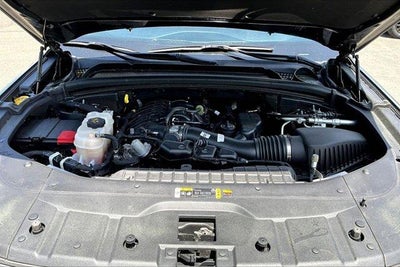 2023 Jeep Grand Cherokee L Laredo 4x4
