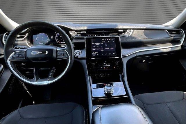 2023 Jeep Grand Cherokee L Laredo 4x4