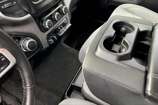 2021 RAM 1500 Big Horn Crew Cab 4x4 5'7" Box