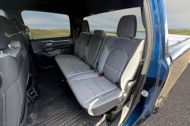 2021 RAM 1500 Big Horn Crew Cab 4x4 5'7" Box