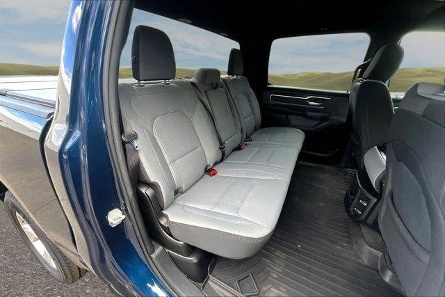 2021 RAM 1500 Big Horn Crew Cab 4x4 5'7" Box