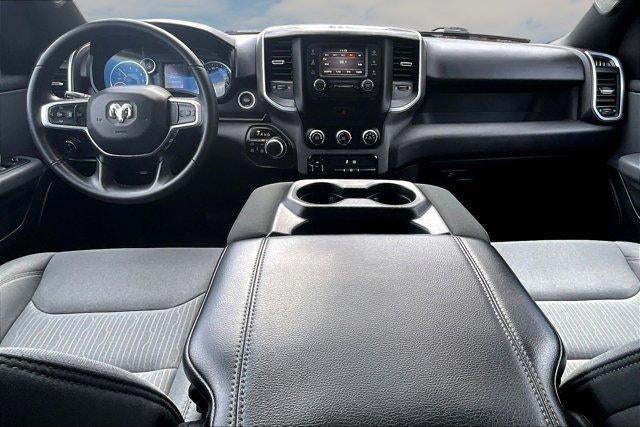 2021 RAM 1500 Big Horn Crew Cab 4x4 5'7" Box