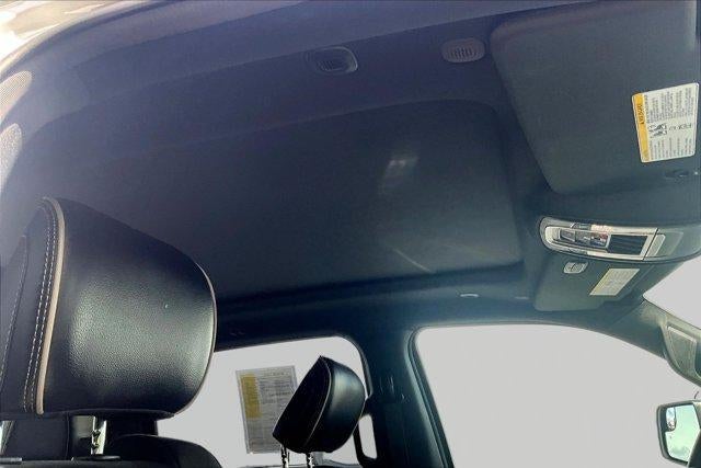 2023 RAM 1500 Laramie Crew Cab 4x4 5'7" Box