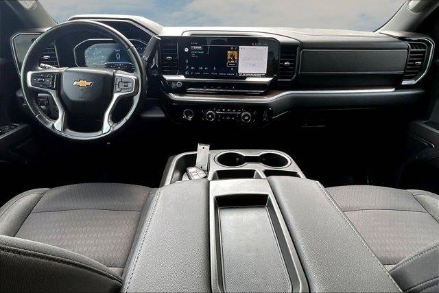 2022 Chevrolet Silverado 1500 LT (2FL)
