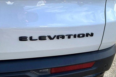 2025 GMC Acadia Elevation