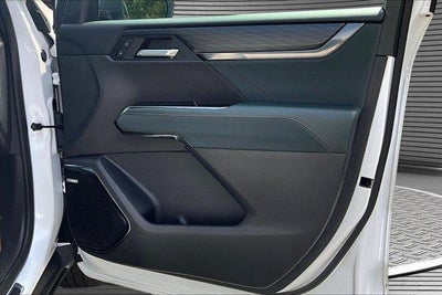 2024 GMC Acadia AT4
