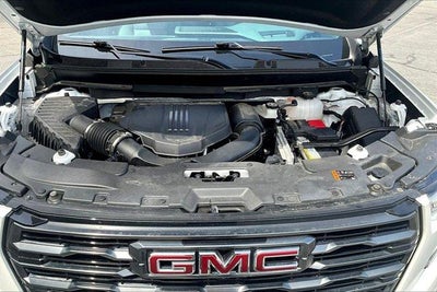 2024 GMC Acadia AT4