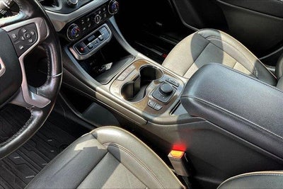 2021 GMC Acadia AT4