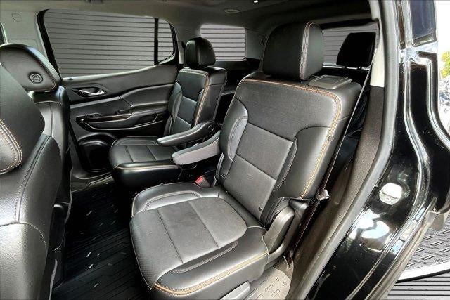 2021 GMC Acadia AT4