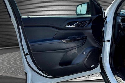 2022 GMC Acadia AT4