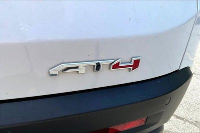 2022 GMC Acadia AT4