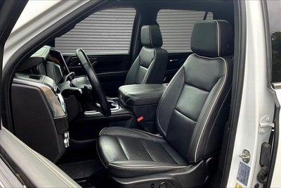 2025 GMC Yukon Elevation