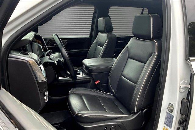 2025 GMC Yukon Elevation