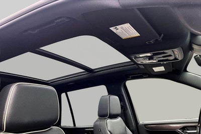 2025 GMC Yukon Elevation