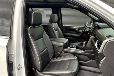 2025 GMC Yukon Elevation