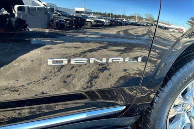 2025 GMC Yukon Denali