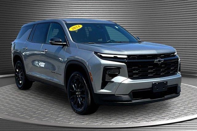 2024 Chevrolet Traverse LS