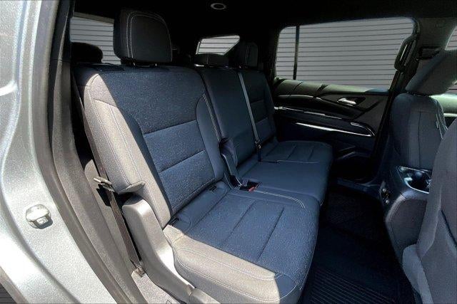 2024 Chevrolet Traverse LS