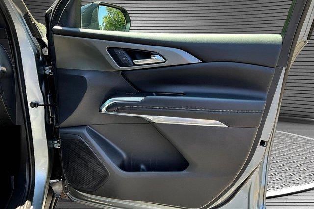 2024 Chevrolet Traverse LS