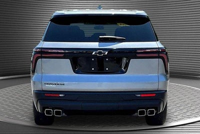2024 Chevrolet Traverse LS