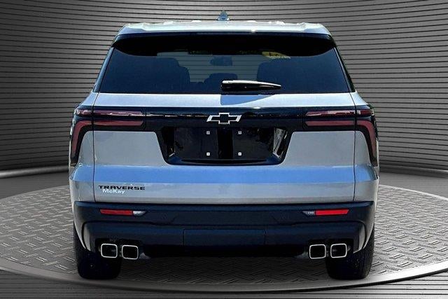 2024 Chevrolet Traverse LS