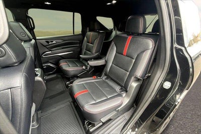 2025 Chevrolet Traverse RS