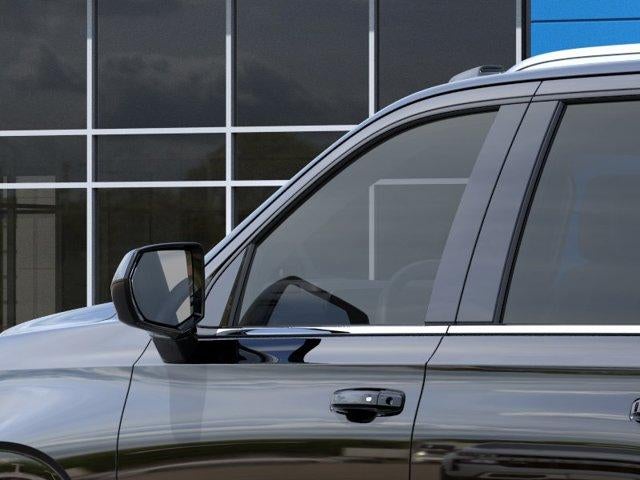 2026 Chevrolet Suburban LS - Photo 12