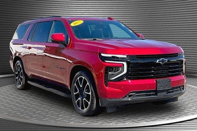 2025 Chevrolet Suburban RST