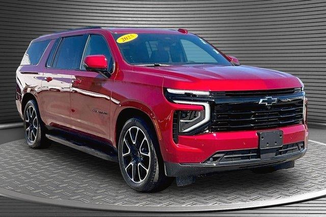 2025 Chevrolet Suburban RST