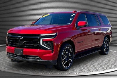 2025 Chevrolet Suburban RST