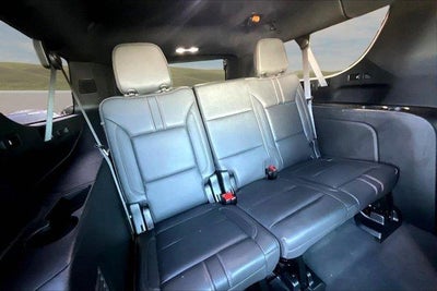 2024 Chevrolet Suburban RST