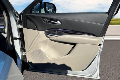 2022 Cadillac XT4 Luxury