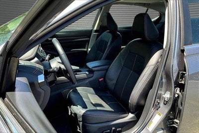 2021 Nissan Altima SR FWD