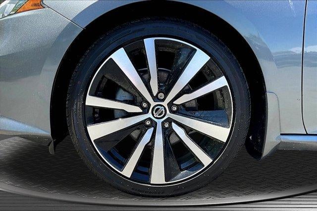 2021 Nissan Altima SR FWD