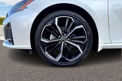 2023 Nissan Altima SR Intelligent AWD