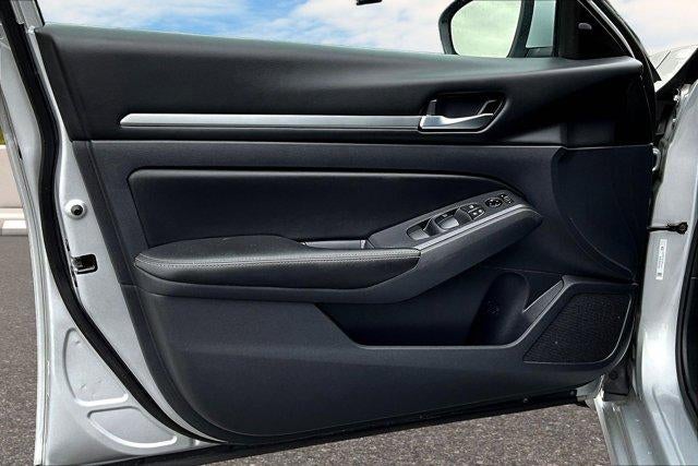 2022 Nissan Altima SV FWD