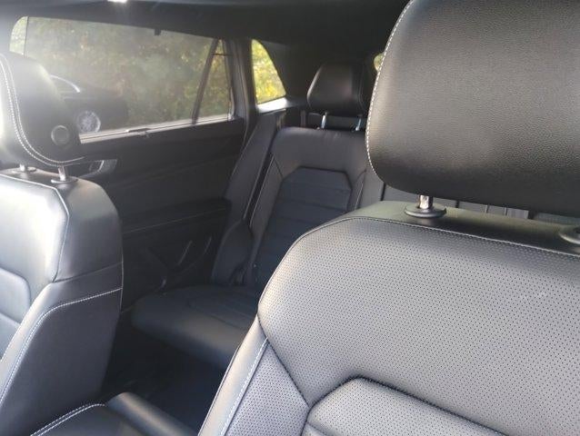 2024 Volkswagen Atlas Cross Sport 2.0T SEL