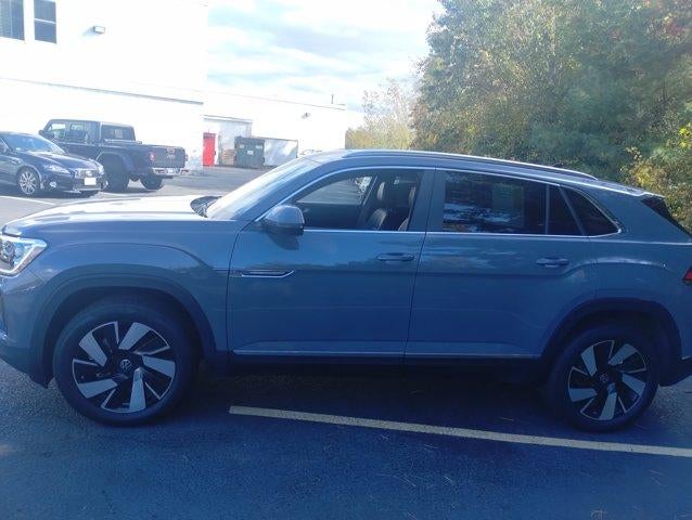 2024 Volkswagen Atlas Cross Sport 2.0T SEL