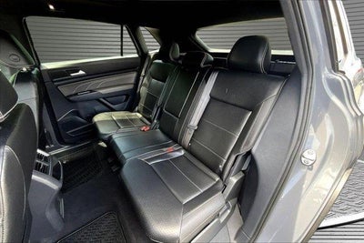 2022 Volkswagen Atlas Cross Sport 3.6L V6 SEL R-Line