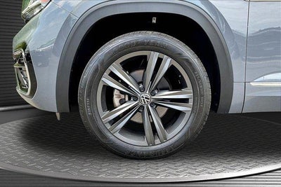 2022 Volkswagen Atlas Cross Sport 3.6L V6 SEL R-Line