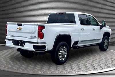 2026 Chevrolet Silverado 3500 HD High Country