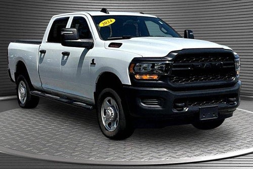 2024 RAM 3500 Tradesman Crew Cab 4x4 6'4" Box
